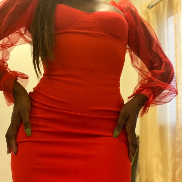 Dress - Picture 3 of 5